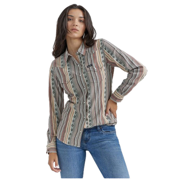 112353116 Wrangler Women's Retro Long Sleeve Western Snap Shirt - Southwestern Pink/Blue Stripe