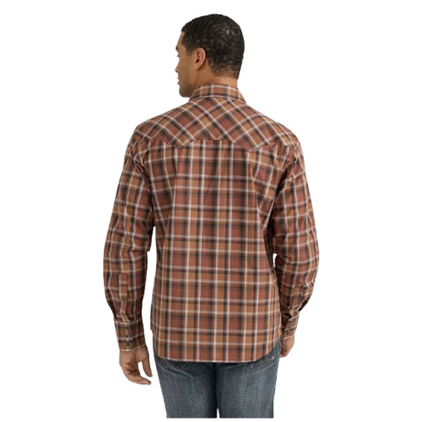 112355373 Wrangler Men's Retro® Long Sleeve Modern Fit Western Snap Shirt - Brown Plaid