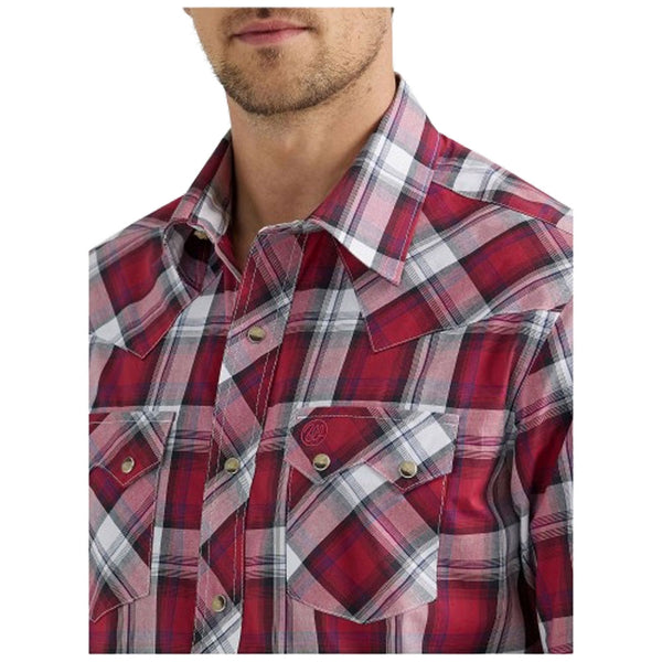 112355380 Wrangler Men's Retro® Modern Fit Long Sleeve Western Snap Shirt - Burgundy Plaid