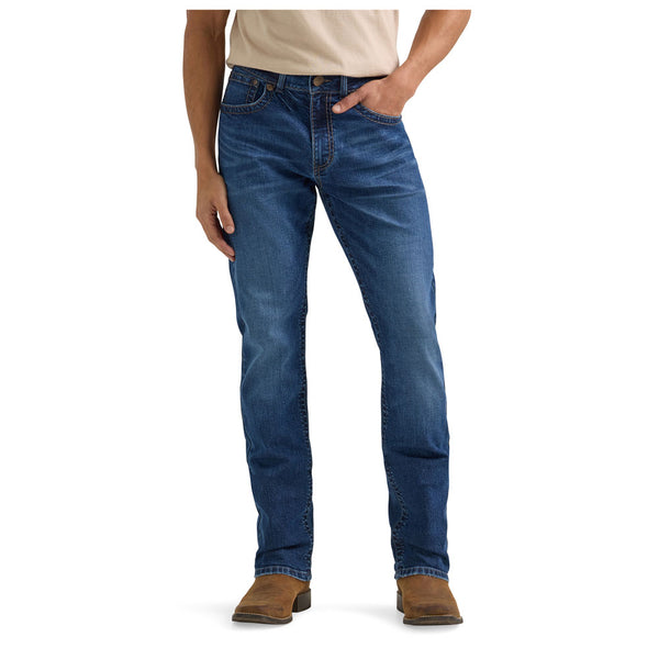 112360983 Wrangler Rock 47 Men's Slim Straight Leg Jean - Tynecastle