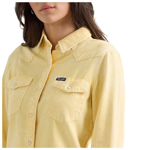 112361387 Wrangler Women's Retro Punchy Snap Top - Yellow