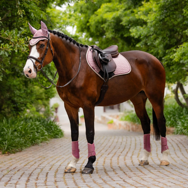 IT05947 LeMieux Suede Close Contact Square English Saddle Pad - Blossom