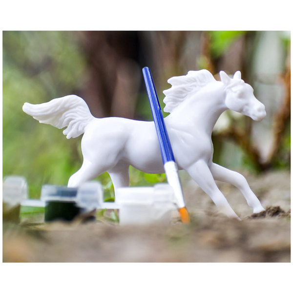 4232 Breyer Paint & Play Arabian Horse- Style D